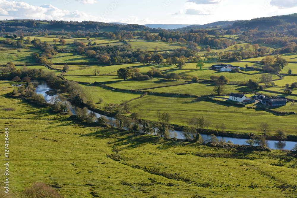 Obraz premium The Towy Valley near Llandeilo