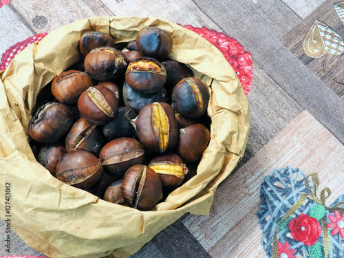caldarroste in cartoccio