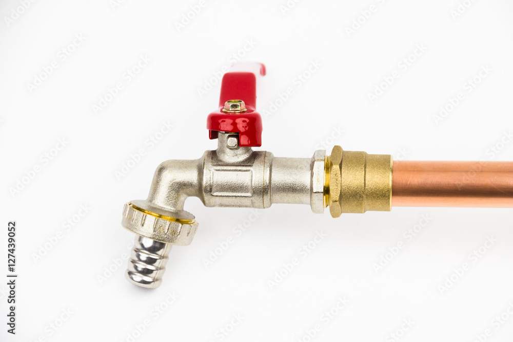 The ball valve and copper pipe The ball valve and copper pipe