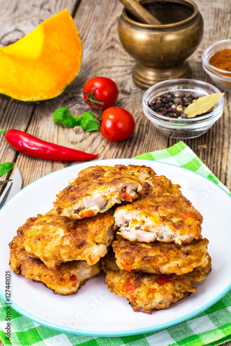 Vegetable cutlets with chicken, peppers and pumpkin