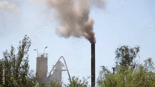 Contamination of the environment. Smoke from the asphalt plant