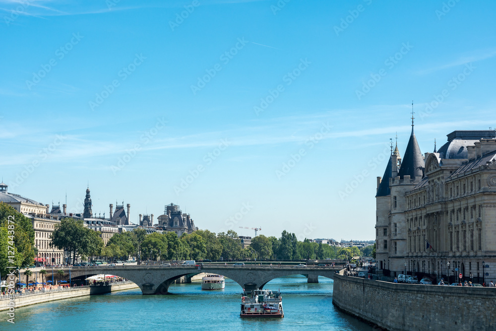 The conciergerie and the river Seine