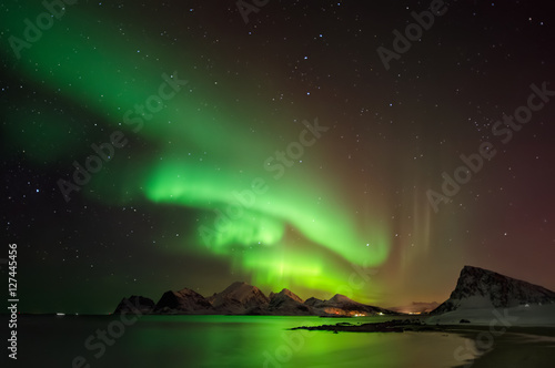 Aurora above Vestvagoya © swen_stroop