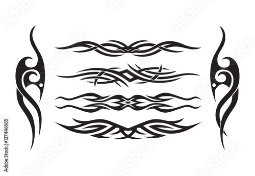 Horizontal symmetrical tattoo