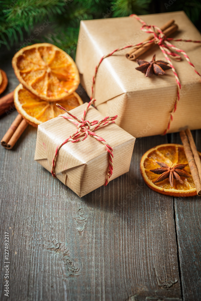 Fototapeta premium Christmas gift box with decoration