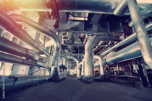 Fotografía Industrial zone, Steel pipelines, valves and pumps