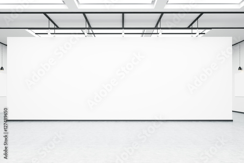 Fotografi Empty wall in an exhibition hall