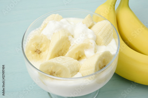 Banana and yogurt 