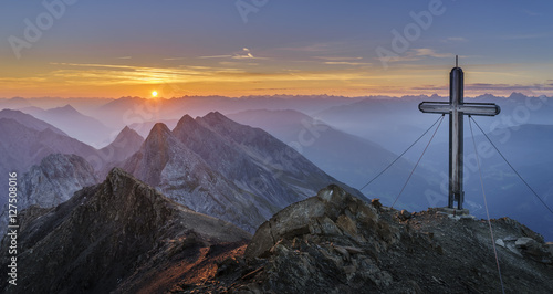 Sonnenaufgang am Gatschkopf photo