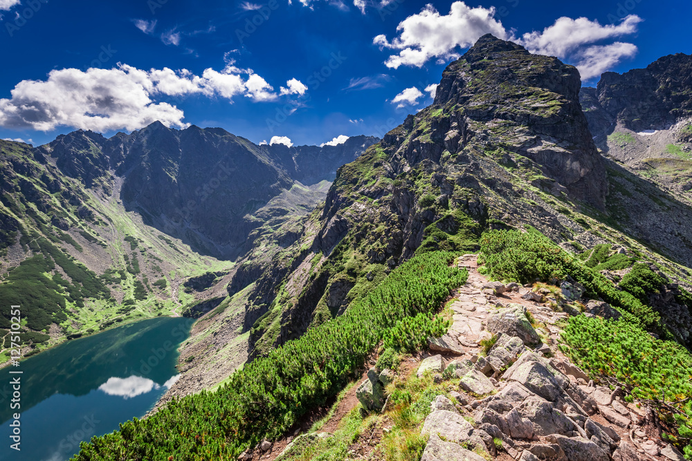 Fototapeta premium Breathtaking Czarny Staw Gasienicowy at dawn in Polish Mountains