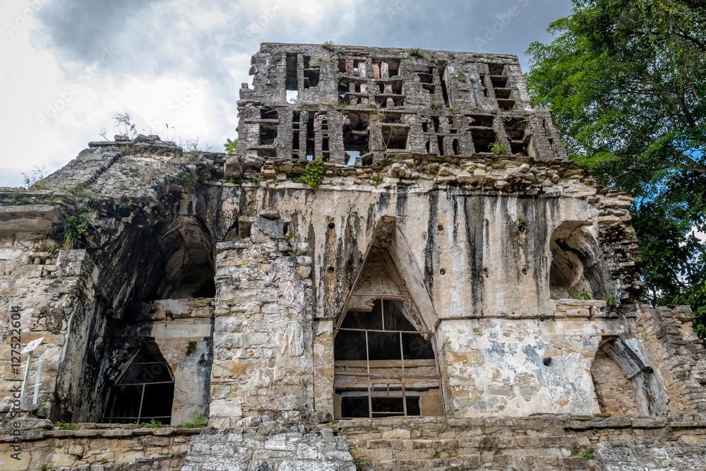 Naklejka premium Detail of Temple of the Cross at mayan ruins of Palenque - Chiapas, Mexico
