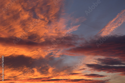 Sky with clouds at sunrise and sunset © Sead