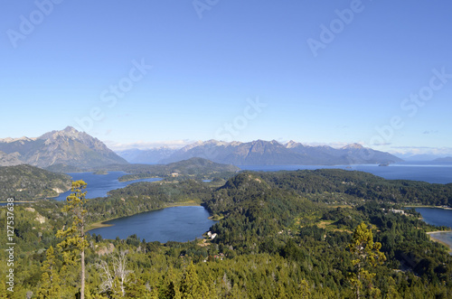 Argentina Bariloche suramerica turismo lagos monta  as pinos naturaleza paisajes nieve invierno canoas hermoso