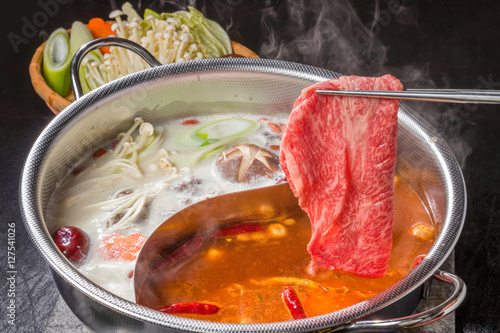 中華火鍋と専用鍋　Chinese hotpot and exclusive pan