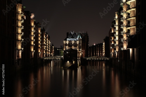 Hafencity - Speicherstadt Hamburg mit Wasserschlösschen