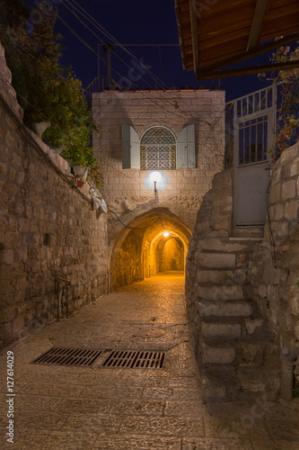 Photo Ancient Alley in Jewish Quarter, Jerusalem