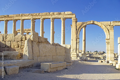 Roman ruins at Palmira photo
