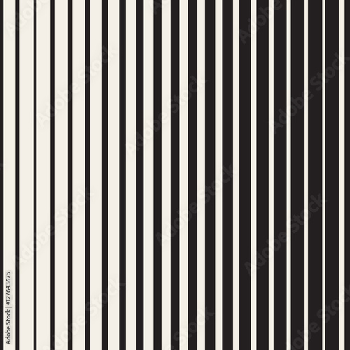 Vector Seamless Black and White Halftone Vertical Stripes Pattern