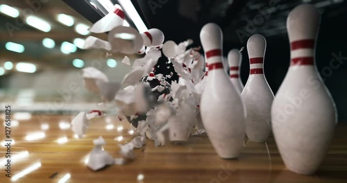bowling super strike photo