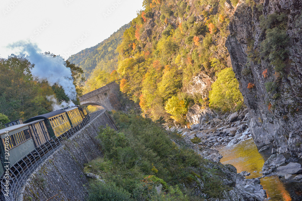Obraz premium Mastrou, train à vapeur de l'ardèche