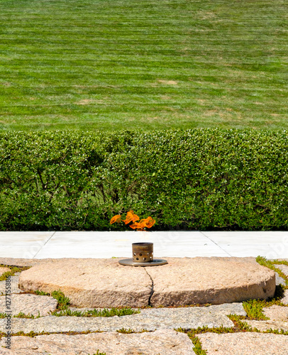 Canvas Print Eternal Flame next to the John F