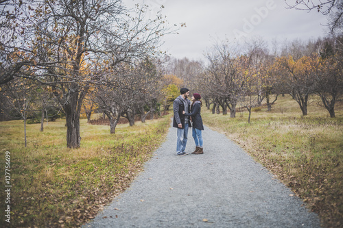 Couple in the autumn park © Louis-Photo