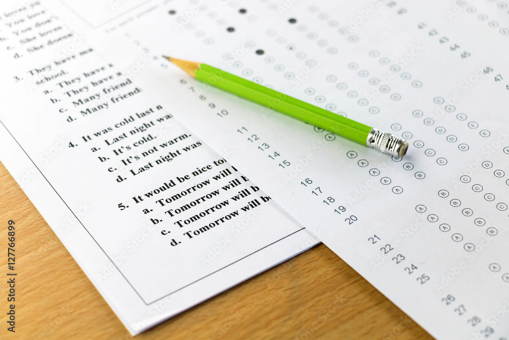 Obraz premium test sheet and answer sheet
