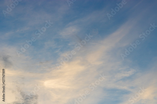 Fototapeta Naklejka Na Ścianę i Meble -  The sky is beautiful in the morning