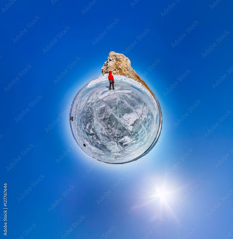 Φωτογραφία The spherical polar panorama of 360 people at the rock on the ic