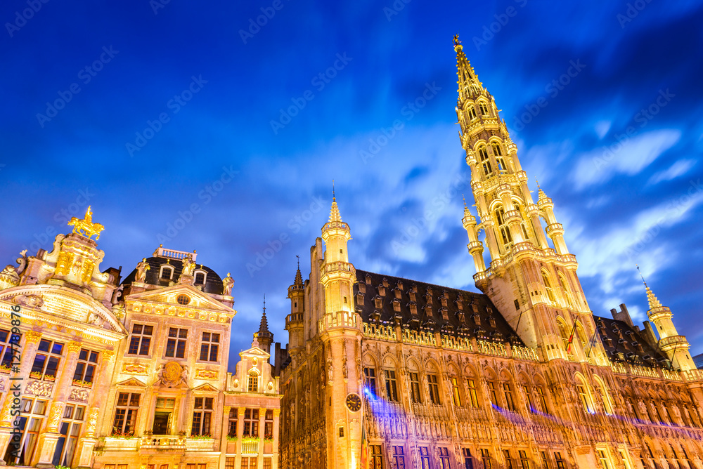 Obraz premium Bruxelles, Brussels, Belgium - Grand Place twilight