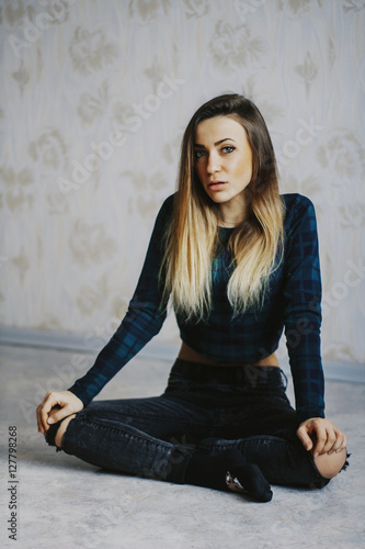 Style beautiful girl in room Free Download Style beautiful girl in room - GFXLoad