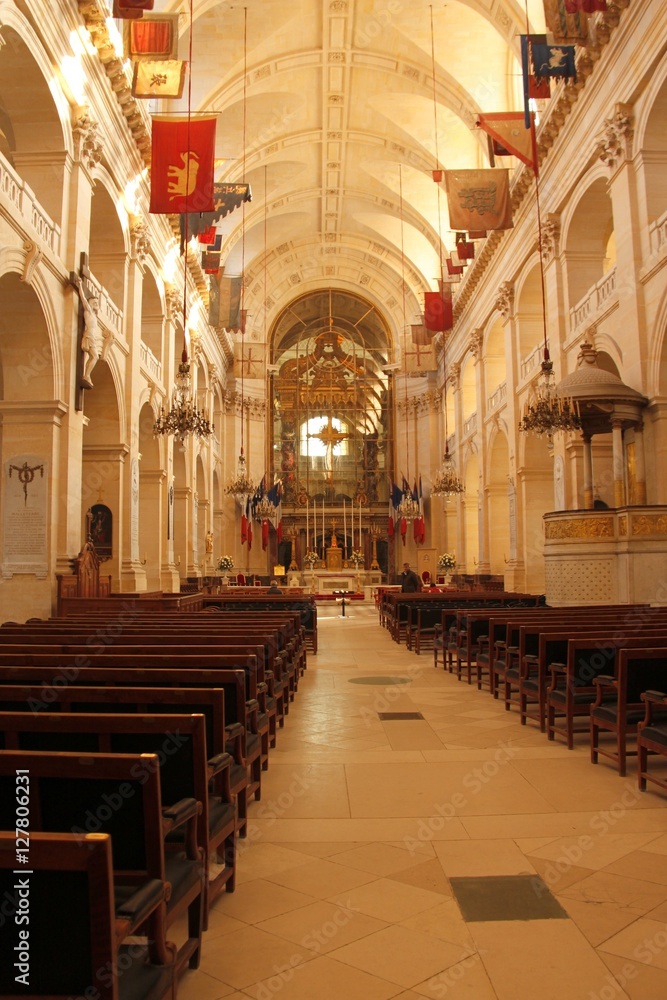 Fototapeta premium Cathédrale Saint-Louis des Invalides à Paris
