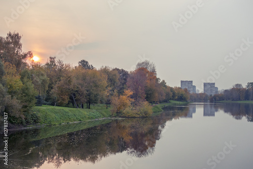 Москва. Вид на Люблинский парк и пруд