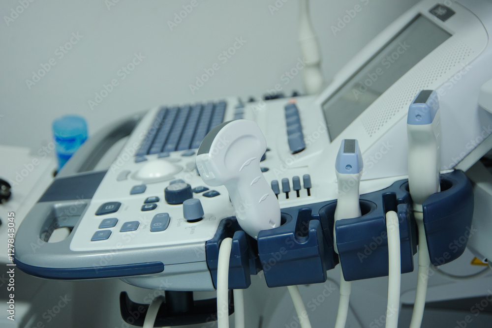 ultrasound diagnosis doctor's hand ultrasound diagnosis doctor's hand