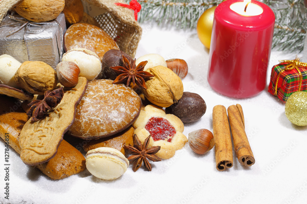 Weihnachtssack, Weihnachtsgebäck, Kekse, Lebkuchen, Geschenke, W Weihnachtssack, Weihnachtsgebäck, Kekse, Lebkuchen, Geschenke, W