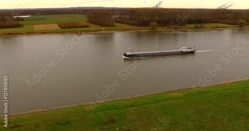 Transportschiff Rhein