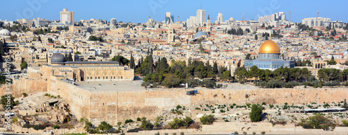 Panoramic view to Jerusalem Old city and the Temple Mount, Dome of the Rock and Al Aqsa Mosque from the Mount of Olives in Jerusalem, Israel, 