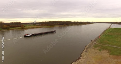 Transportschiff Rhein