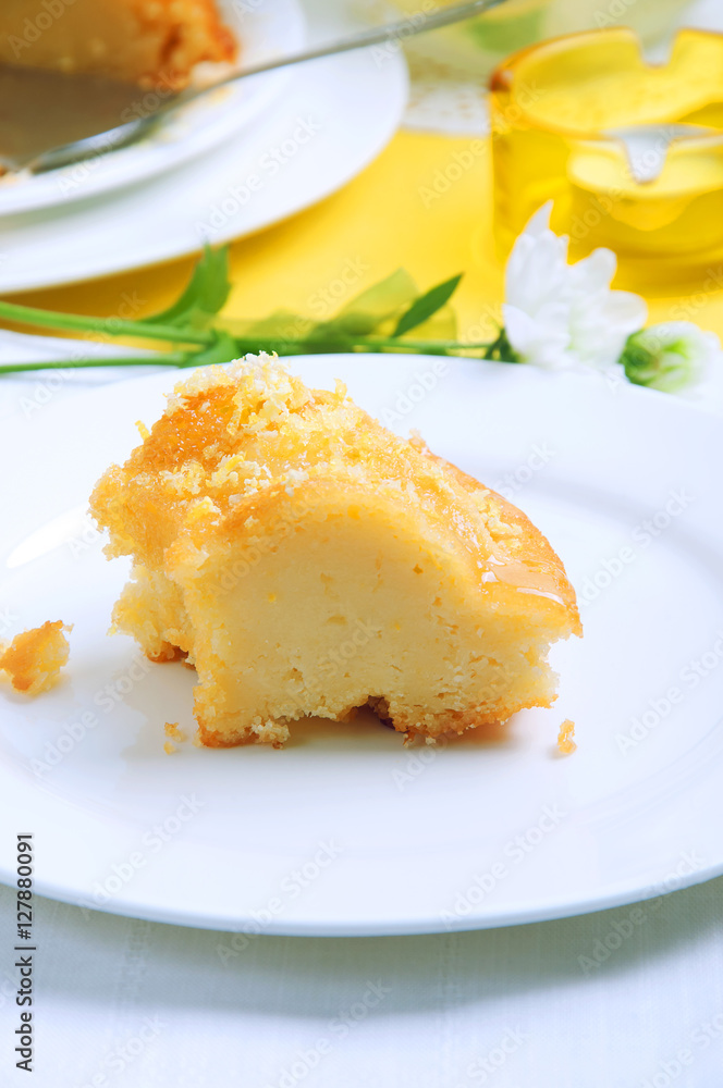 Yellow summer table setting with lemon bundt cake Yellow summer table setting with lemon bundt cake