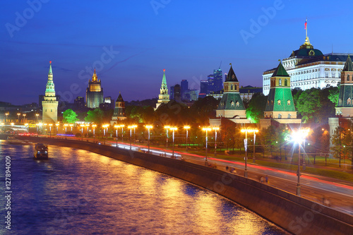 Fototapeta Naklejka Na Ścianę i Meble -  Kremlin in the night