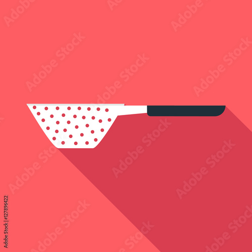 Small colander icon. Flat illustration of small colander vector icon for web