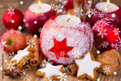 Weihnachten, Advent - Winterliche Tischdeko mit Äpfeln und Zimtsternen