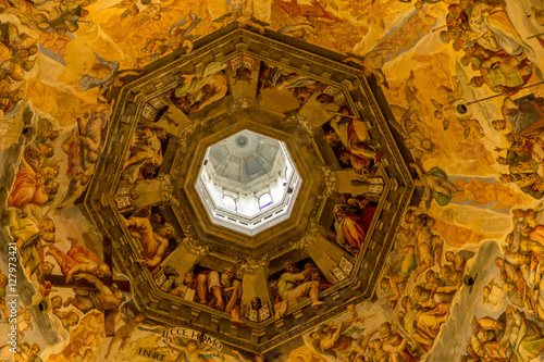 Obraz na plátne Picture of the Judgment Day on the ceiling of dome in Santa Mari