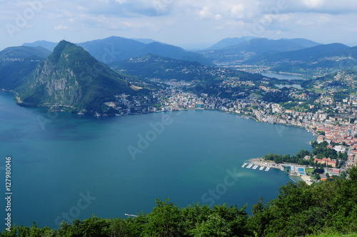 Schweiz: Der Monte-Bre und Lugano am Langensee