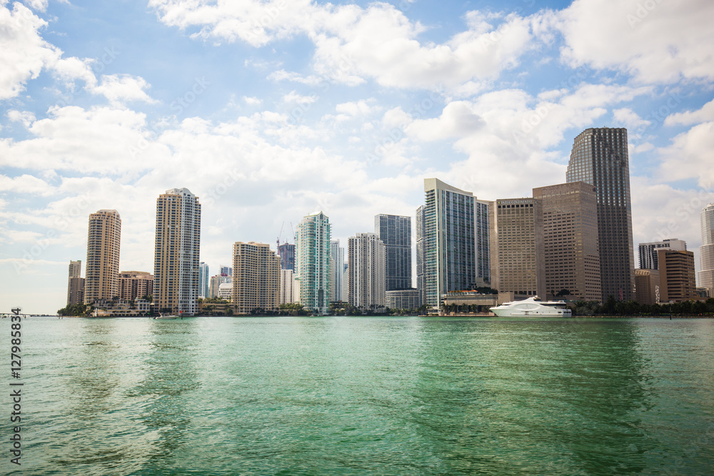 Obraz premium South Beach, Miami Beach. Floryda. Raj. Park i molo w South Pointe
