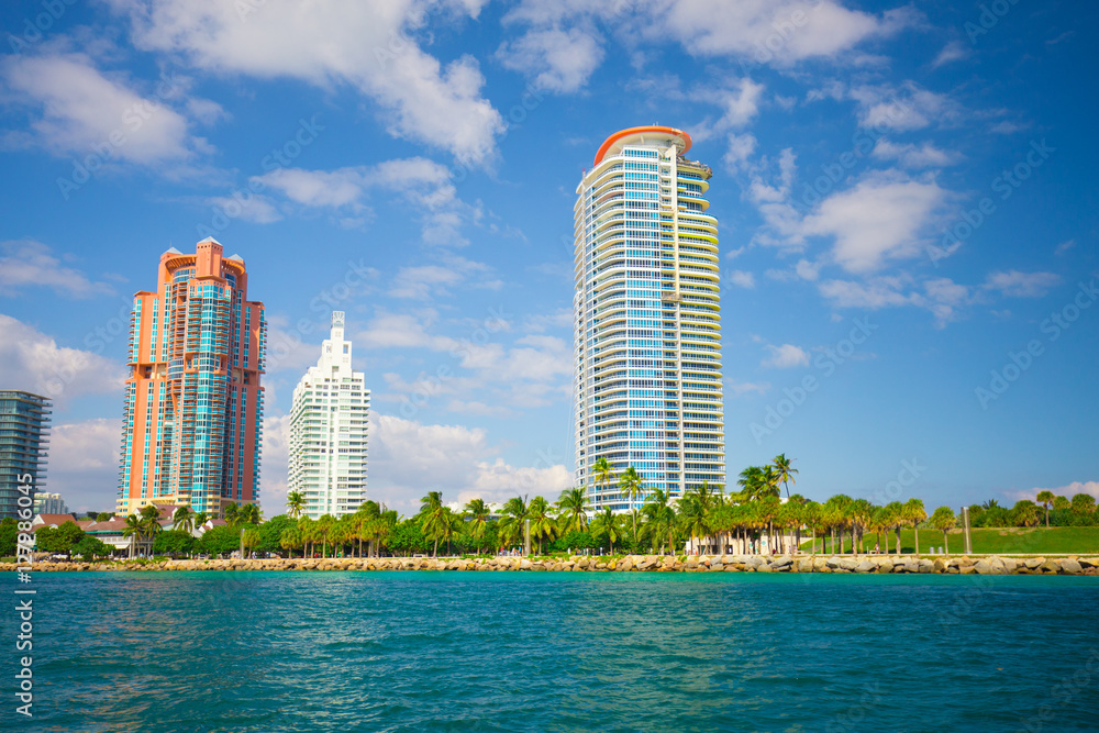 Obraz premium South Beach, Miami Beach. Florida. Paradise. South Pointe Park and Pier