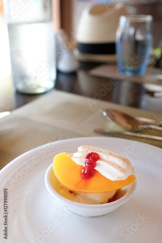 Peach Meringue trifle