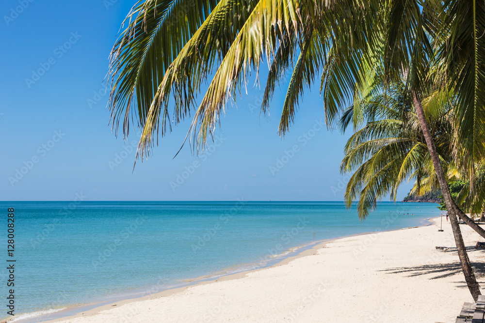 White sand beach in Koh Chang, a popular island on the gulf of Thailand in Thailand. White sand beach in Koh Chang, a popular island on the gulf of Thailand in Thailand.