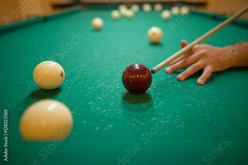 Obraz na plátně billiard balls on green baize in the game of pyramid