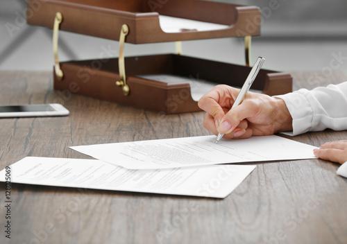 Successful businesswoman si...